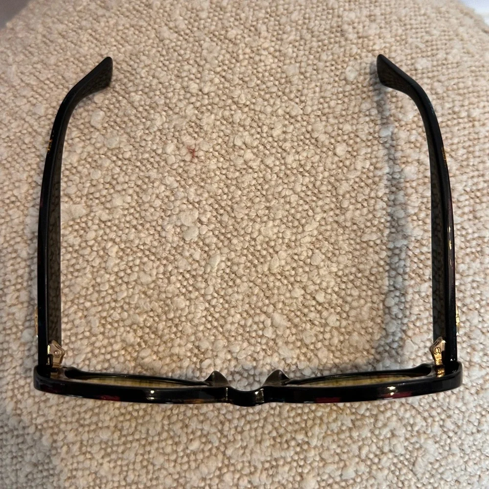 Gucci GG01319S Glitter Sunglasses - Picture 4 of 9